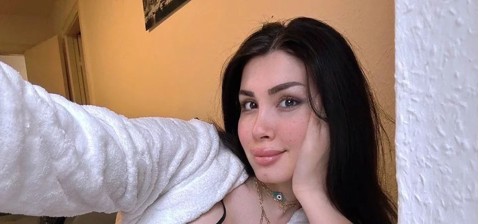 مشاهدة فيلم ميرا النوري مع صاحب الفندق