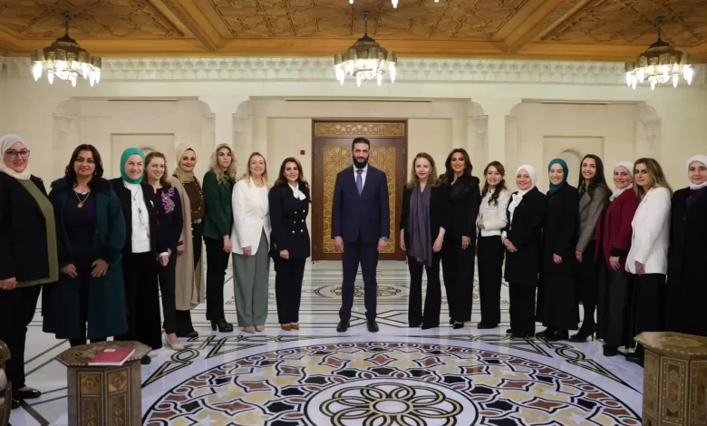 من هي زوجة أحمد الشرع رئيس سوريا الجديد (بالصور)